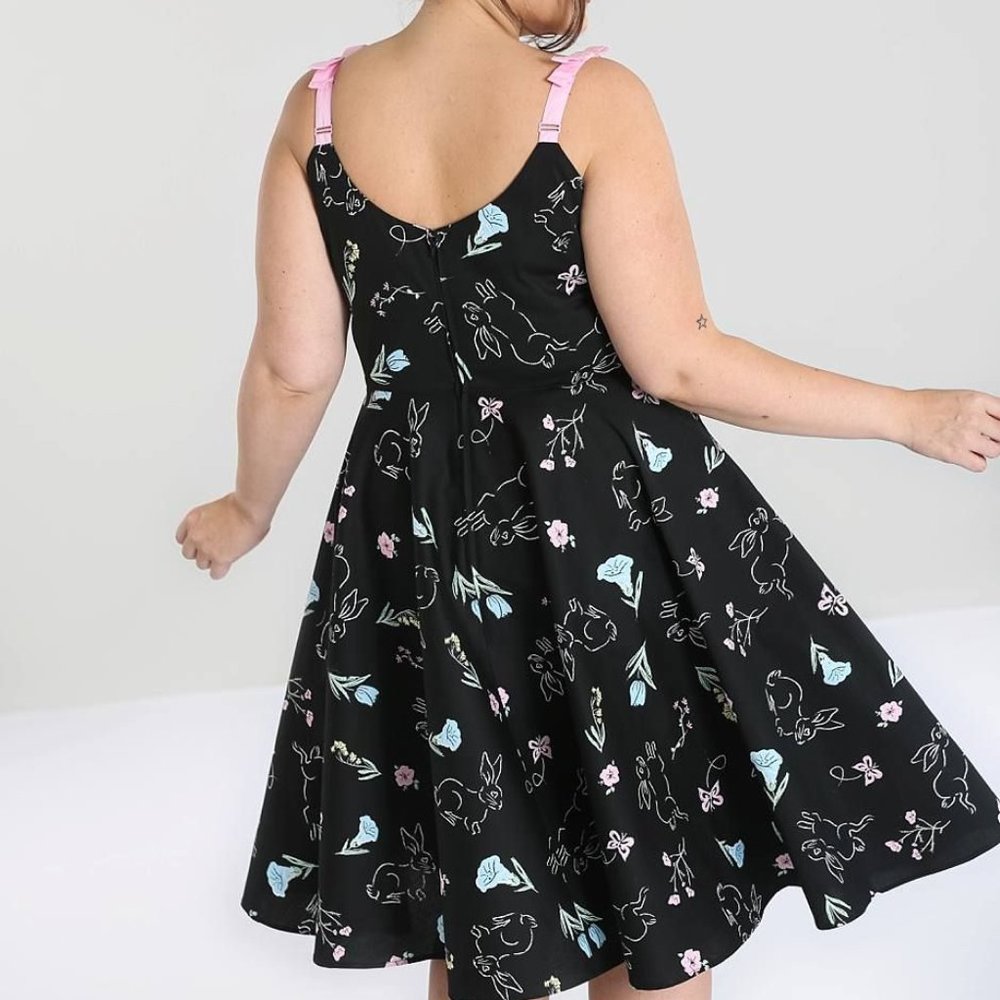 Hell Bunny Flowers and Bunnies - Black dress  3X - Picture 4 of 5